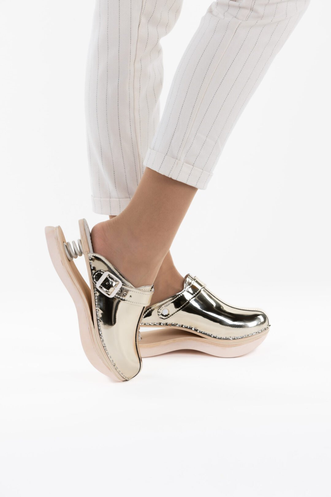 F06 metalik gold - Feder klompe - Slika 2